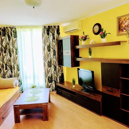 Crown Fort Club, Sea View Apartment 아파트 *