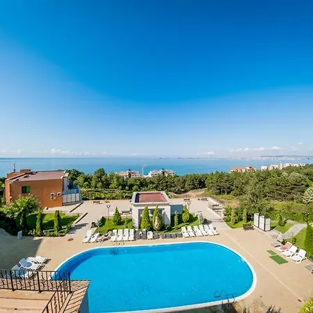 Crown Fort Club, Sea View Apartment 아파트