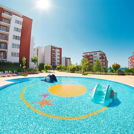 Crown Fort Club, Sea View Apartment 아파트